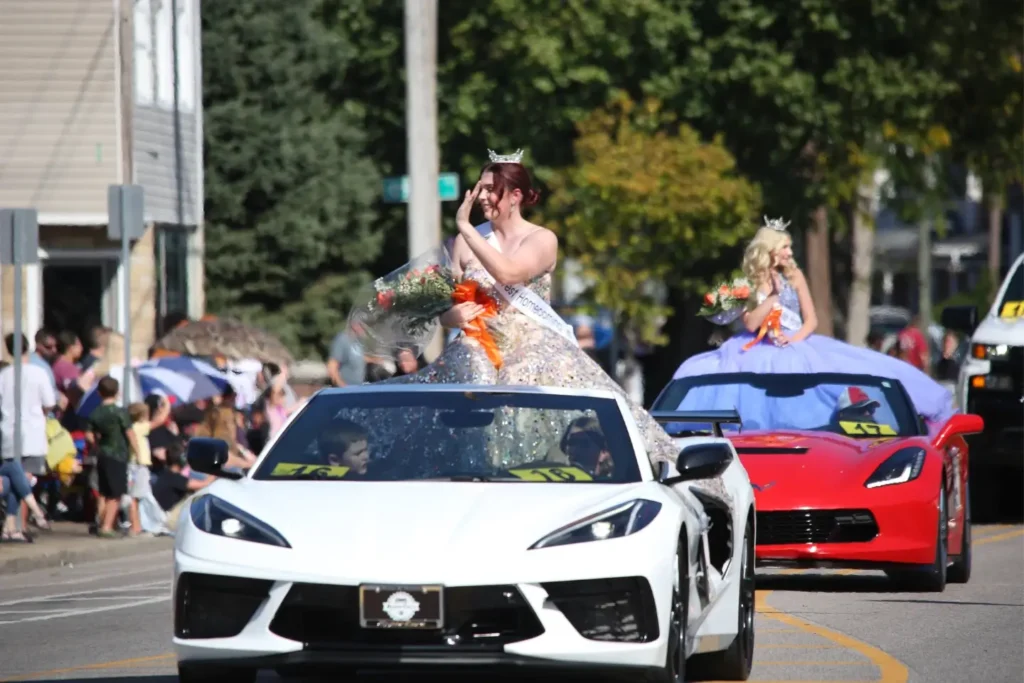home-hhc-parade1.webp